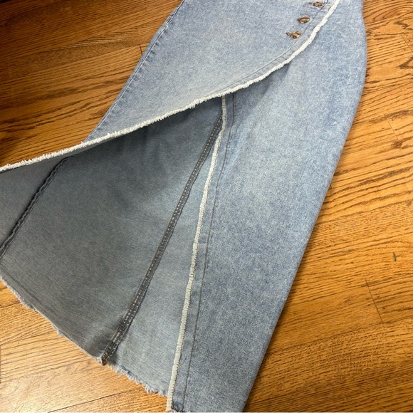 Sincerely Jules | Asymmetrical Denim Button Front Slit Midi Skirt Size 3/26 - Picture 7 of 12